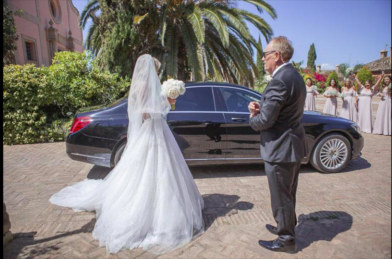 Chauffeur for Wedding Guests in Marbella: Elegant and Stress-Free Transport